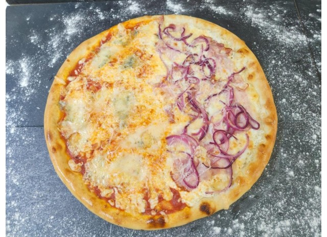 Пицца 2 в 1 Карбонара/ 4 сыра
